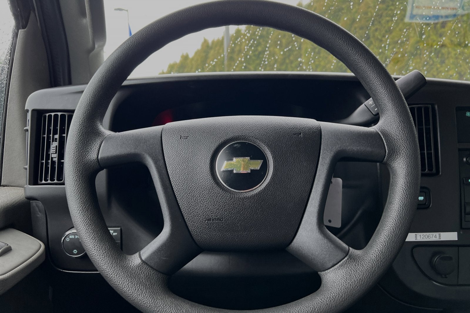 2017 Chevrolet Express Cutaway 4500 VAN 177"