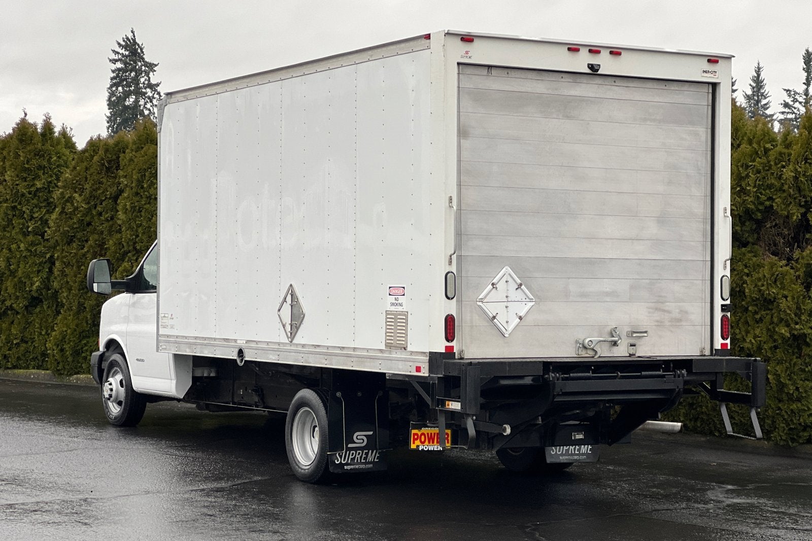 2017 Chevrolet Express Cutaway 4500 VAN 177"