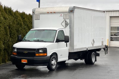 2017 Chevrolet Express Cutaway 4500 VAN 177"