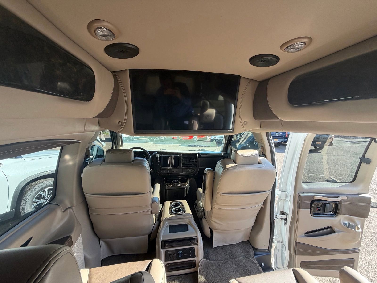 2023 Chevrolet Express Cargo 2500 WT