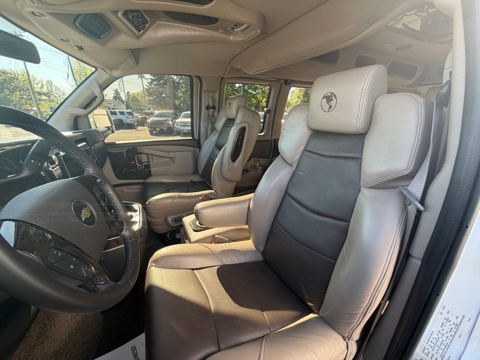2023 Chevrolet Express Cargo 2500 WT