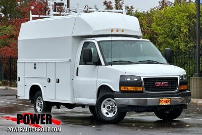 2025 GMC Savana Cutaway 3500 1WT
