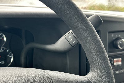 2025 GMC Savana Cutaway 3500 1WT