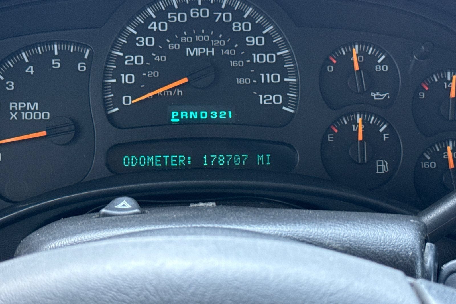 2005 GMC Yukon SLE