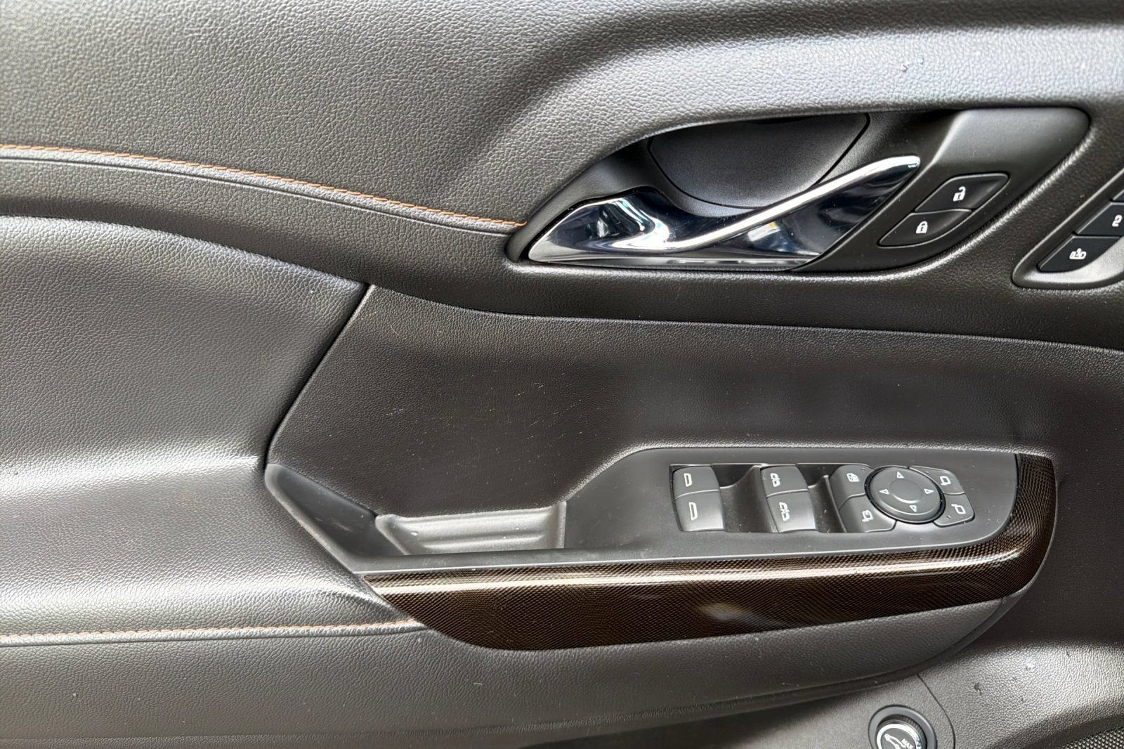 2022 GMC Acadia AT4 - Photo 11