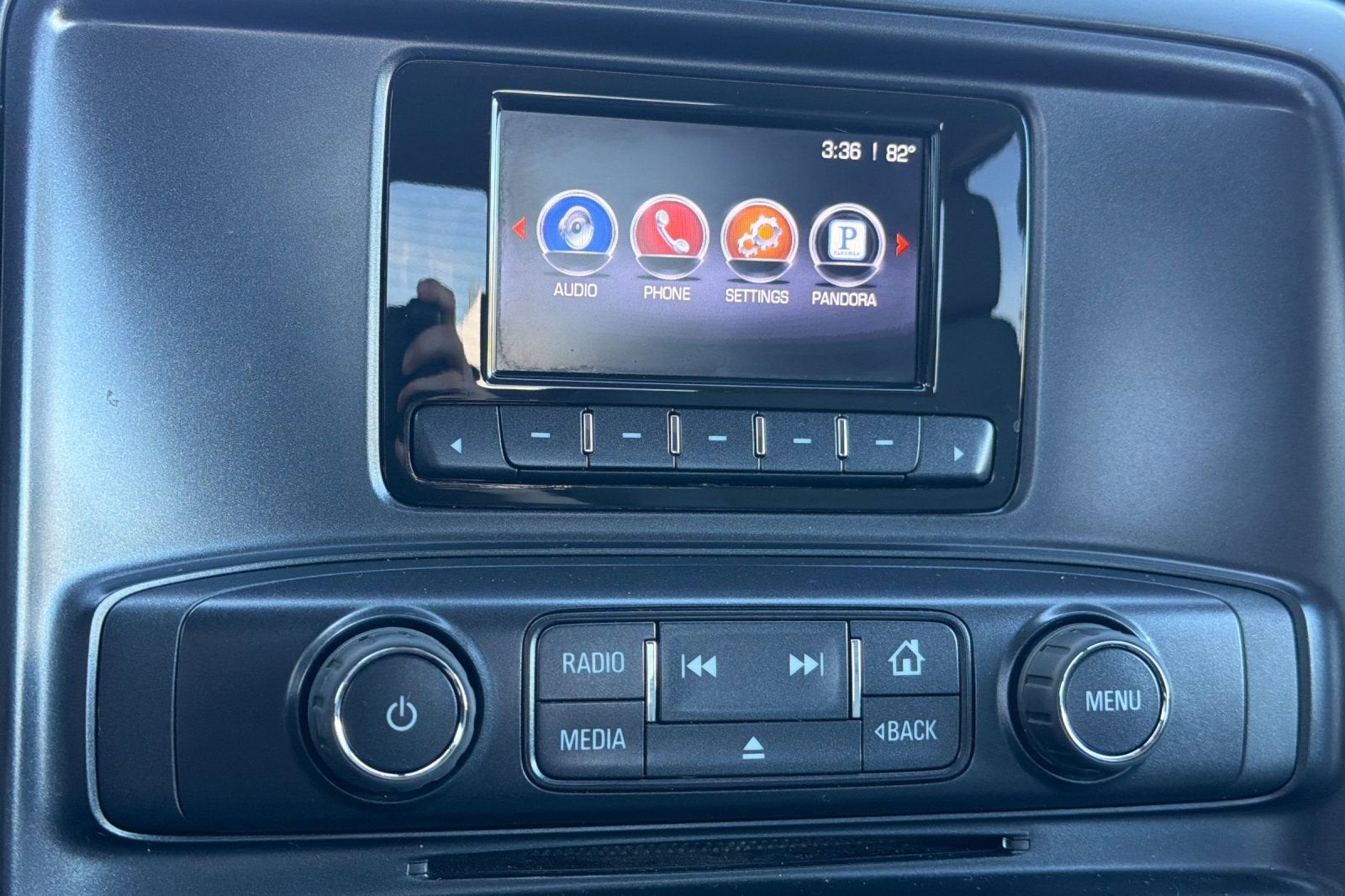 2014 GMC Sierra 1500 DBL CAB 4WD 143.5