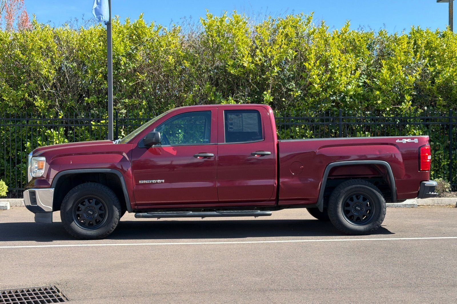 2014 GMC Sierra 1500 DBL CAB 4WD 143.5