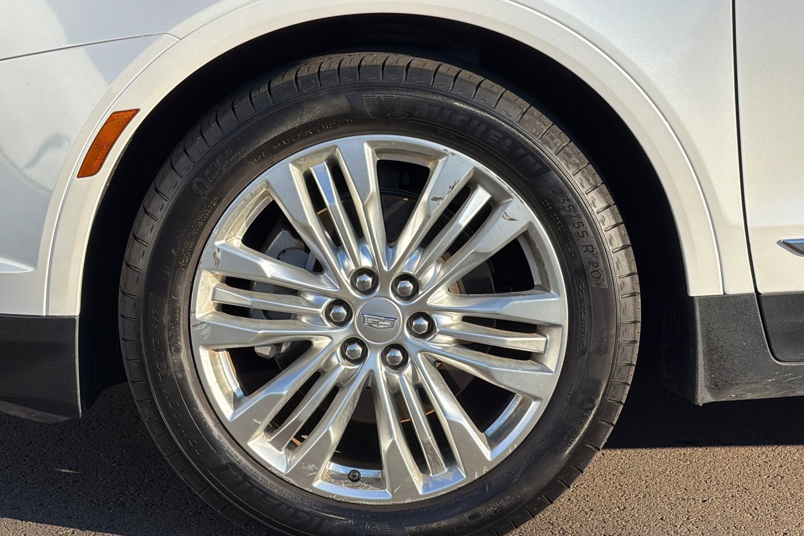 2017 Cadillac XT5 Premium Luxury FWD