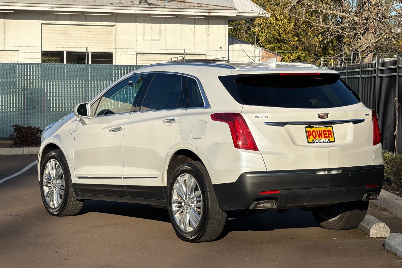 2017 Cadillac XT5 Premium Luxury FWD