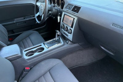 2010 Dodge Challenger SE