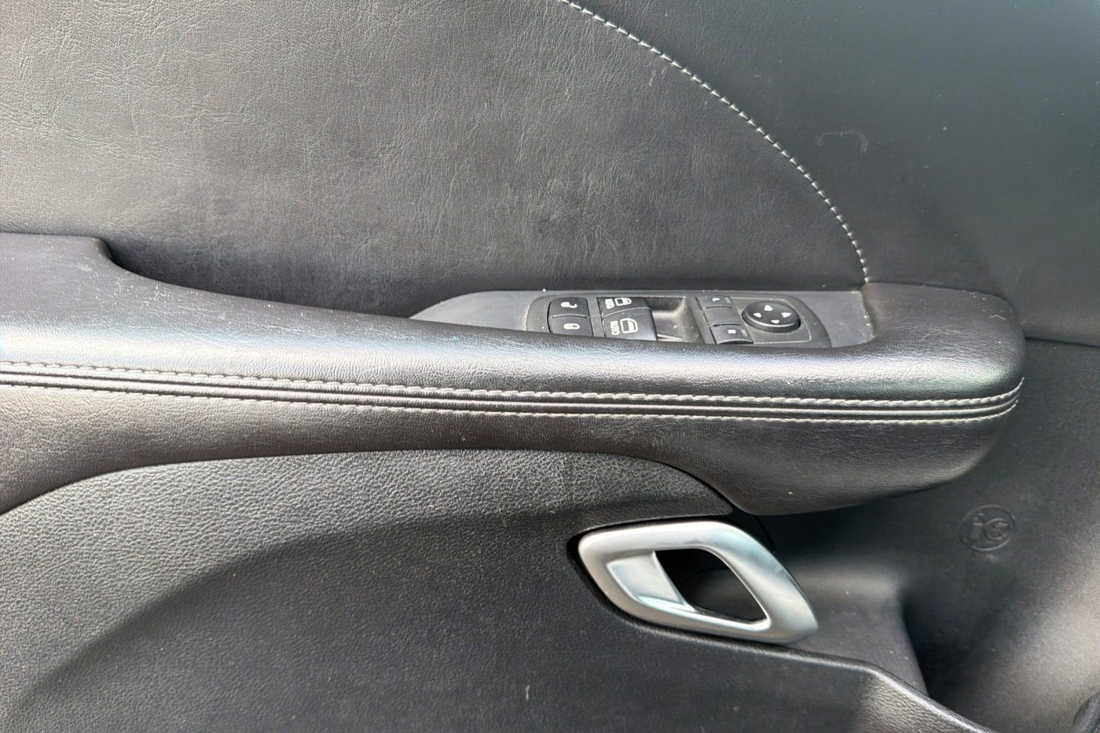 2018 Dodge Challenger SXT Plus