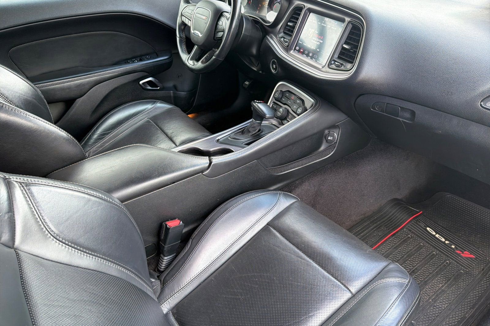 2018 Dodge Challenger SXT Plus