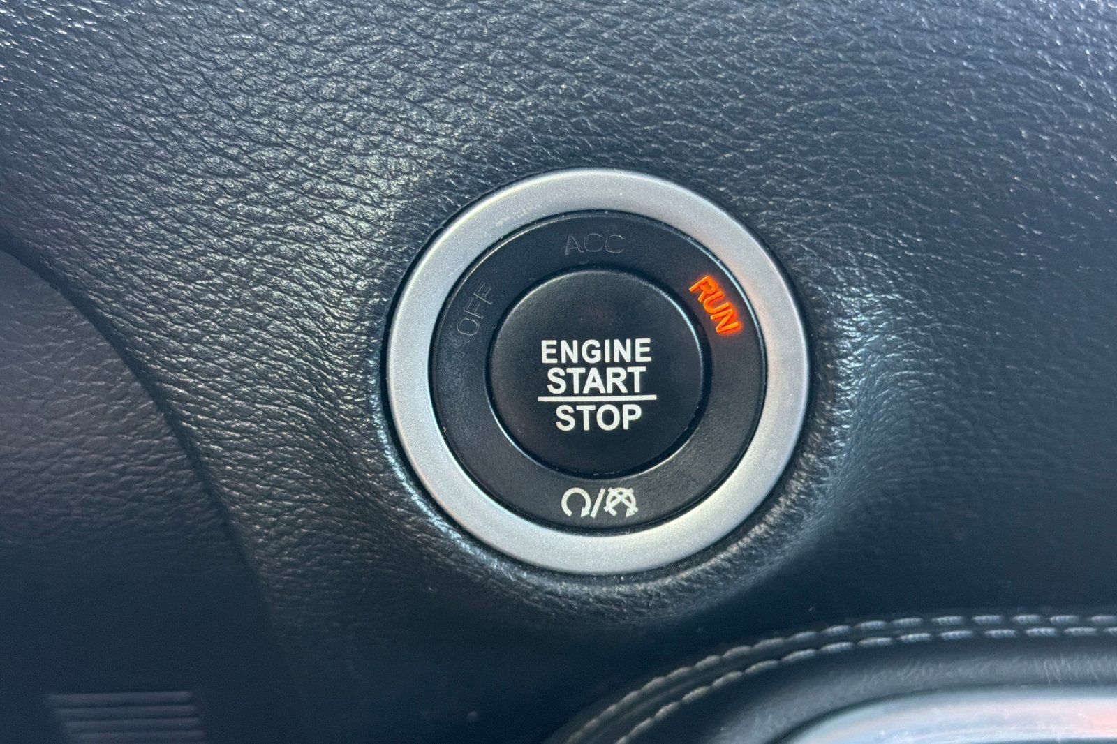 2018 Dodge Challenger SXT Plus