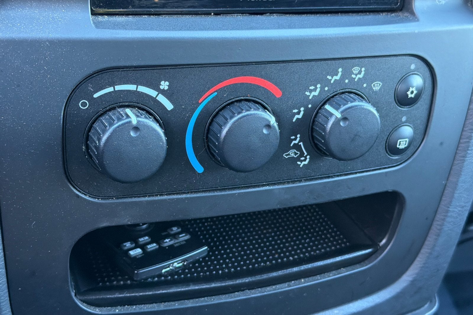 2005 Dodge Ram 2500 SLT