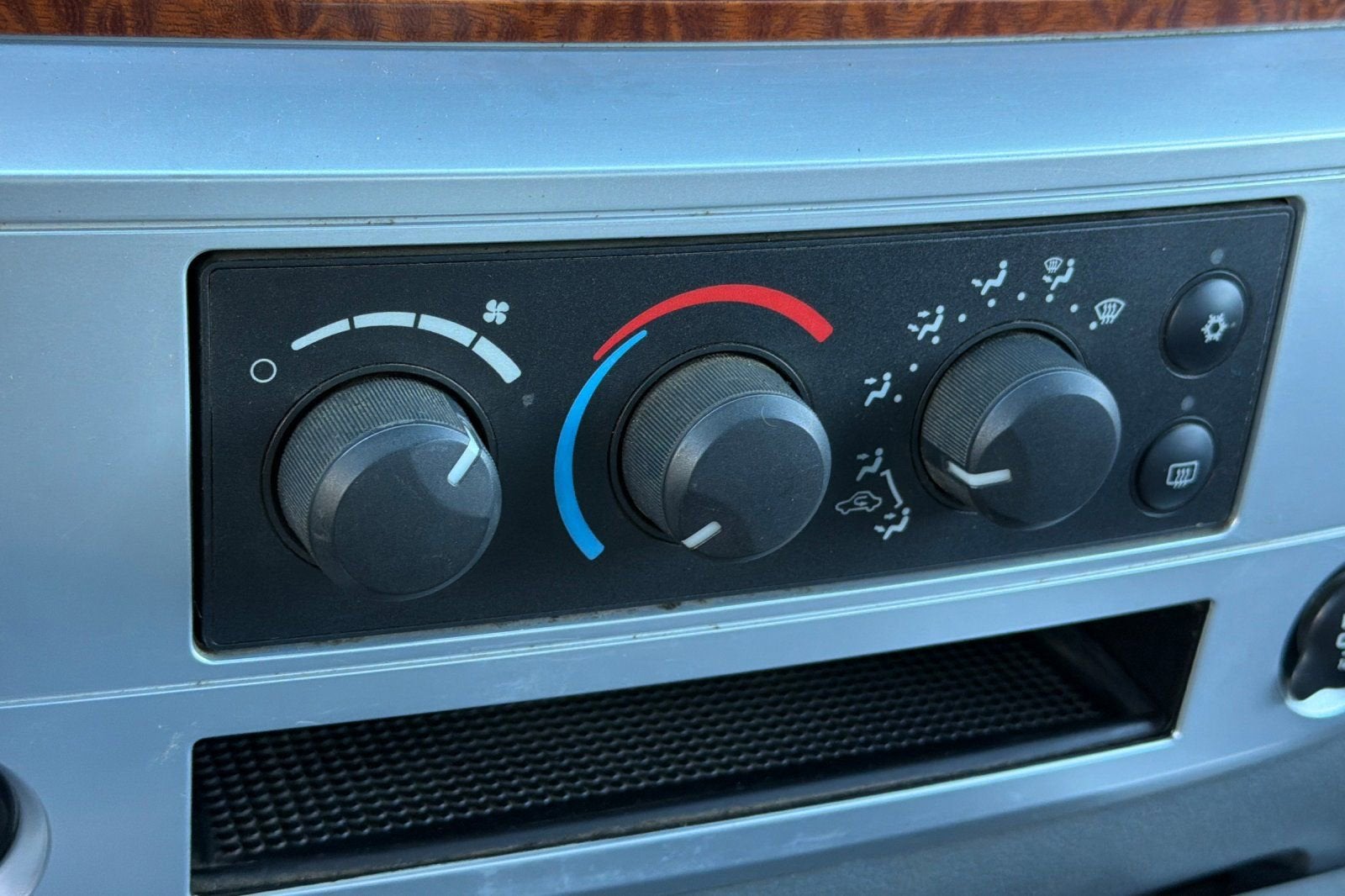 2006 Dodge Ram 2500 ST