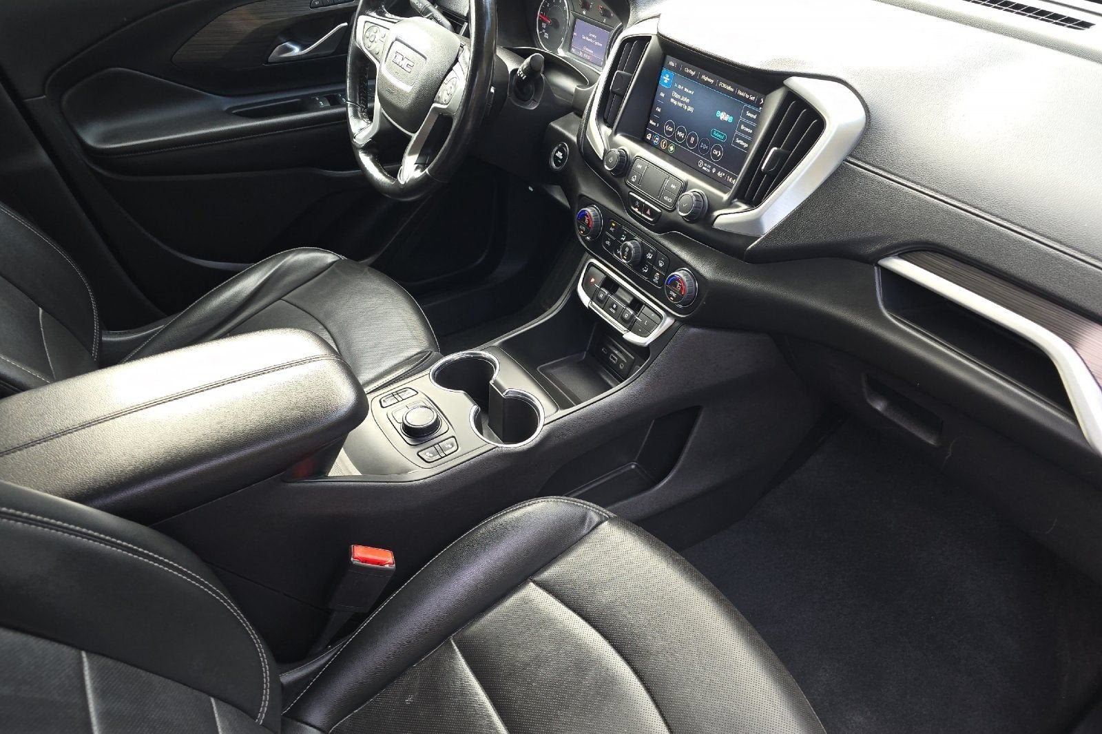 2022 GMC Terrain SLT - Photo 16