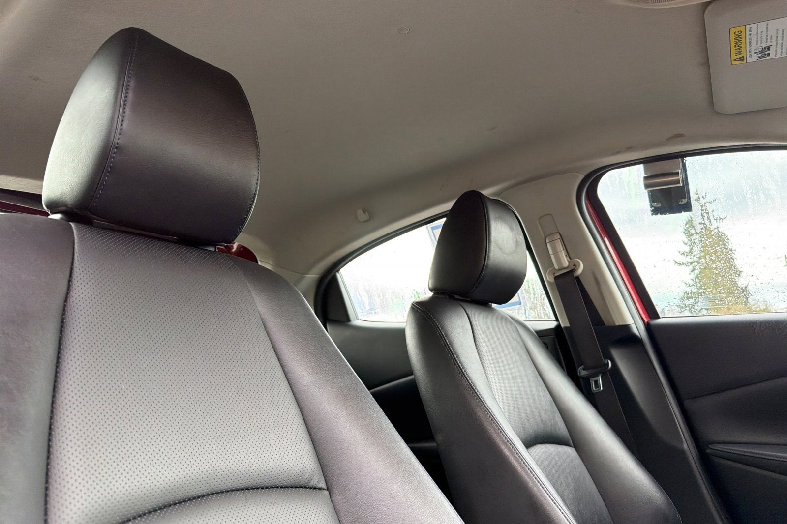 2020 Toyota Yaris Hatchback LE