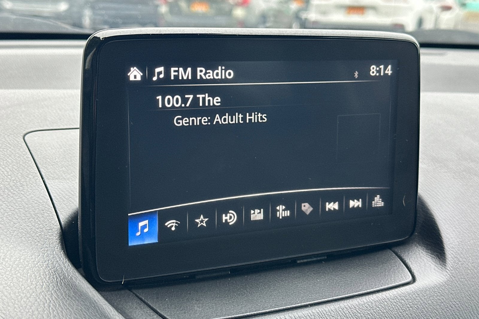 2020 Toyota Yaris Hatchback LE