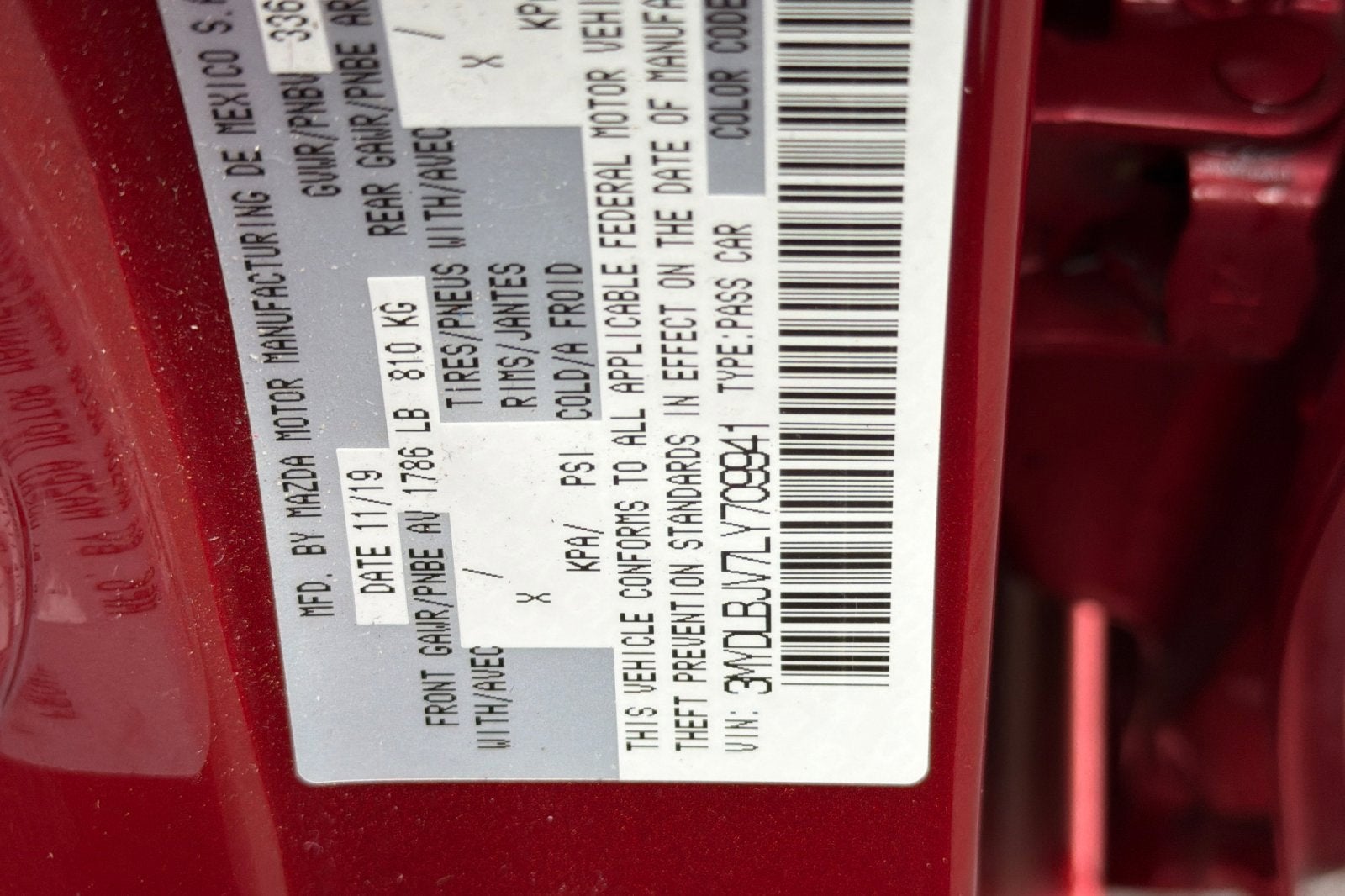 2020 Toyota Yaris Hatchback LE