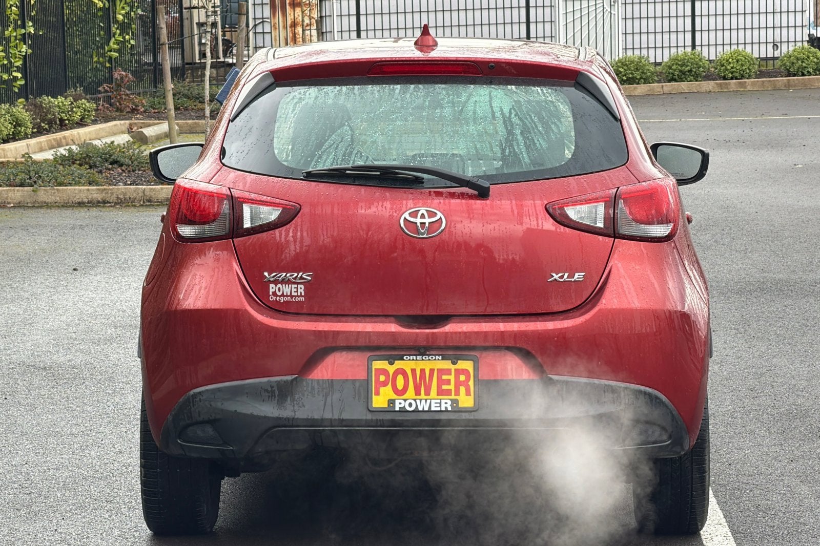 2020 Toyota Yaris Hatchback LE