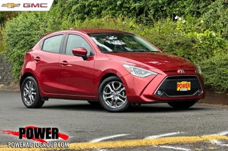 2020 Toyota Yaris Hatchback LE