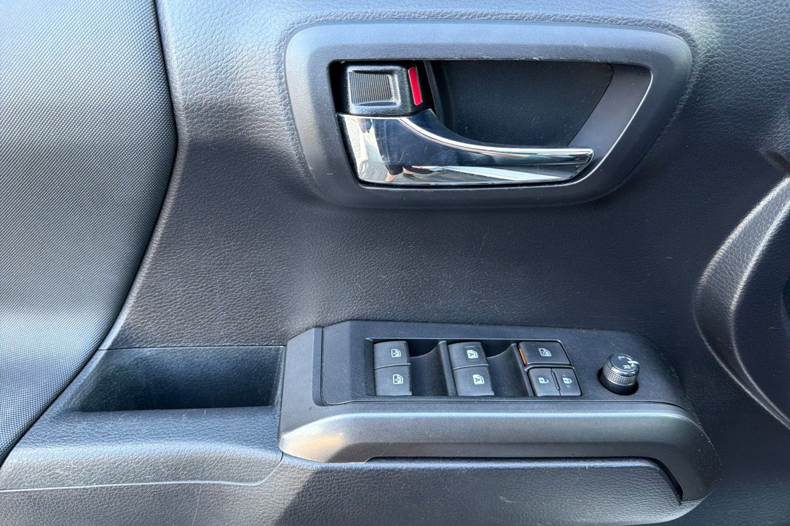 2021 Toyota Tacoma 4WD SR