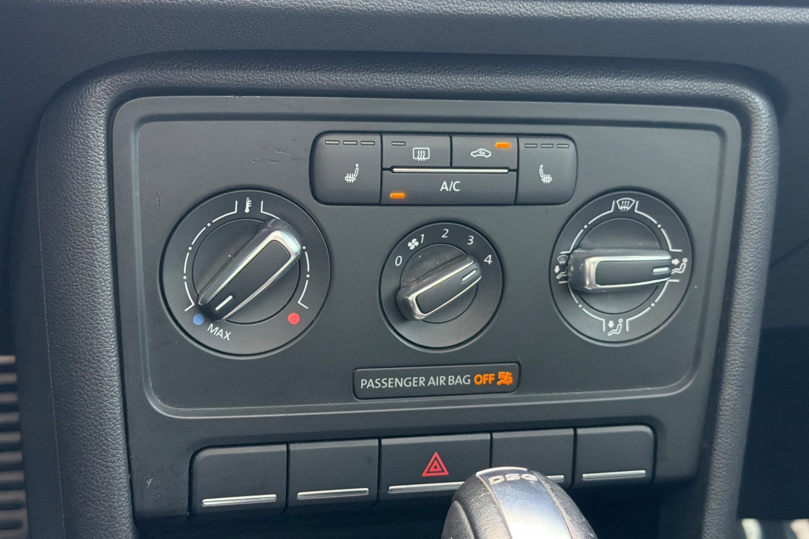 2014 Volkswagen Beetle 2.0T Turbo R-Line