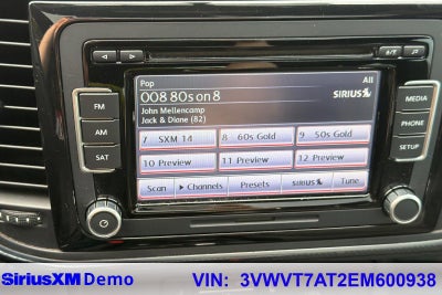 2014 Volkswagen Beetle 2.0T Turbo R-Line