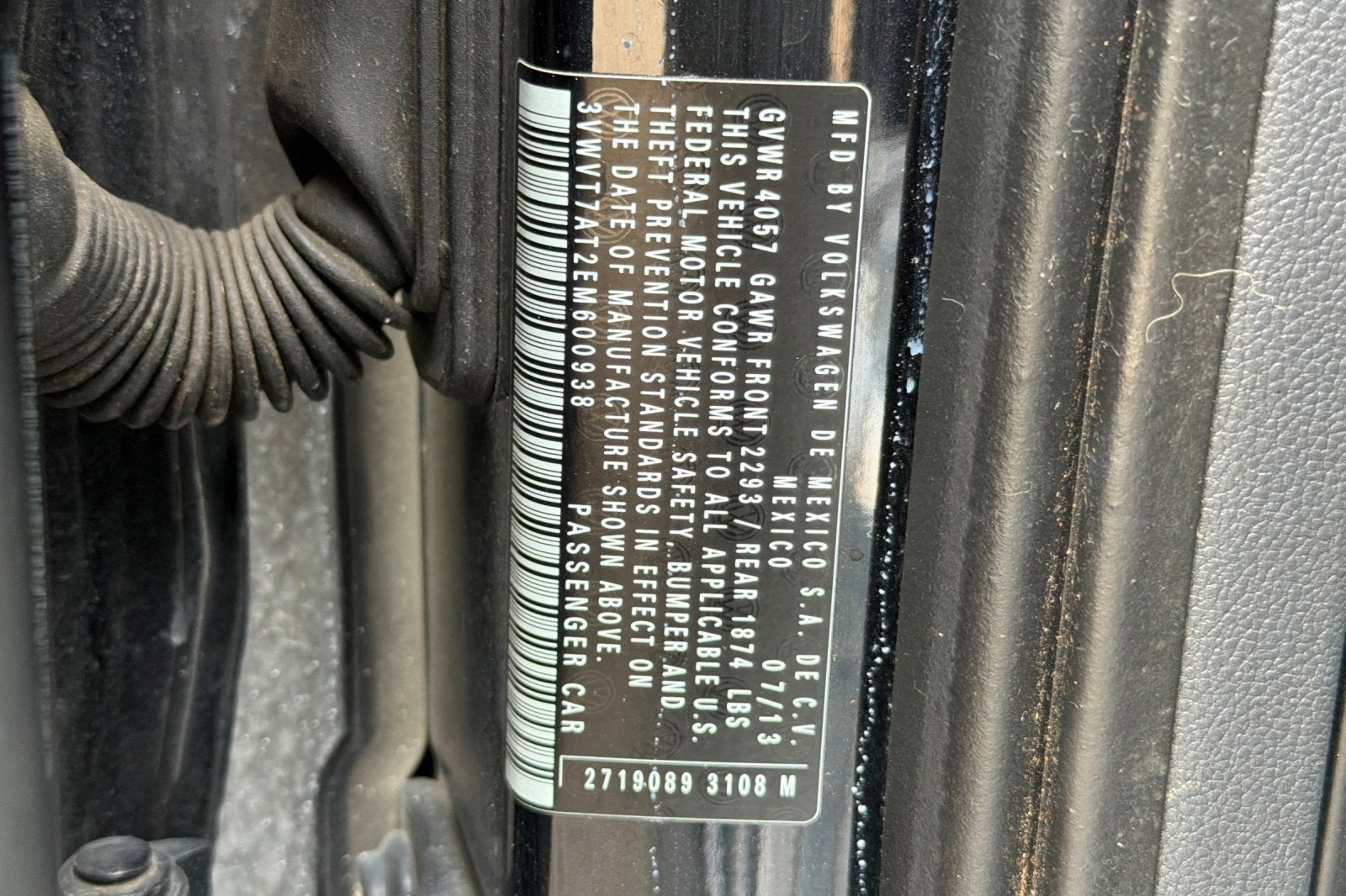 2014 Volkswagen Beetle 2.0T Turbo R-Line