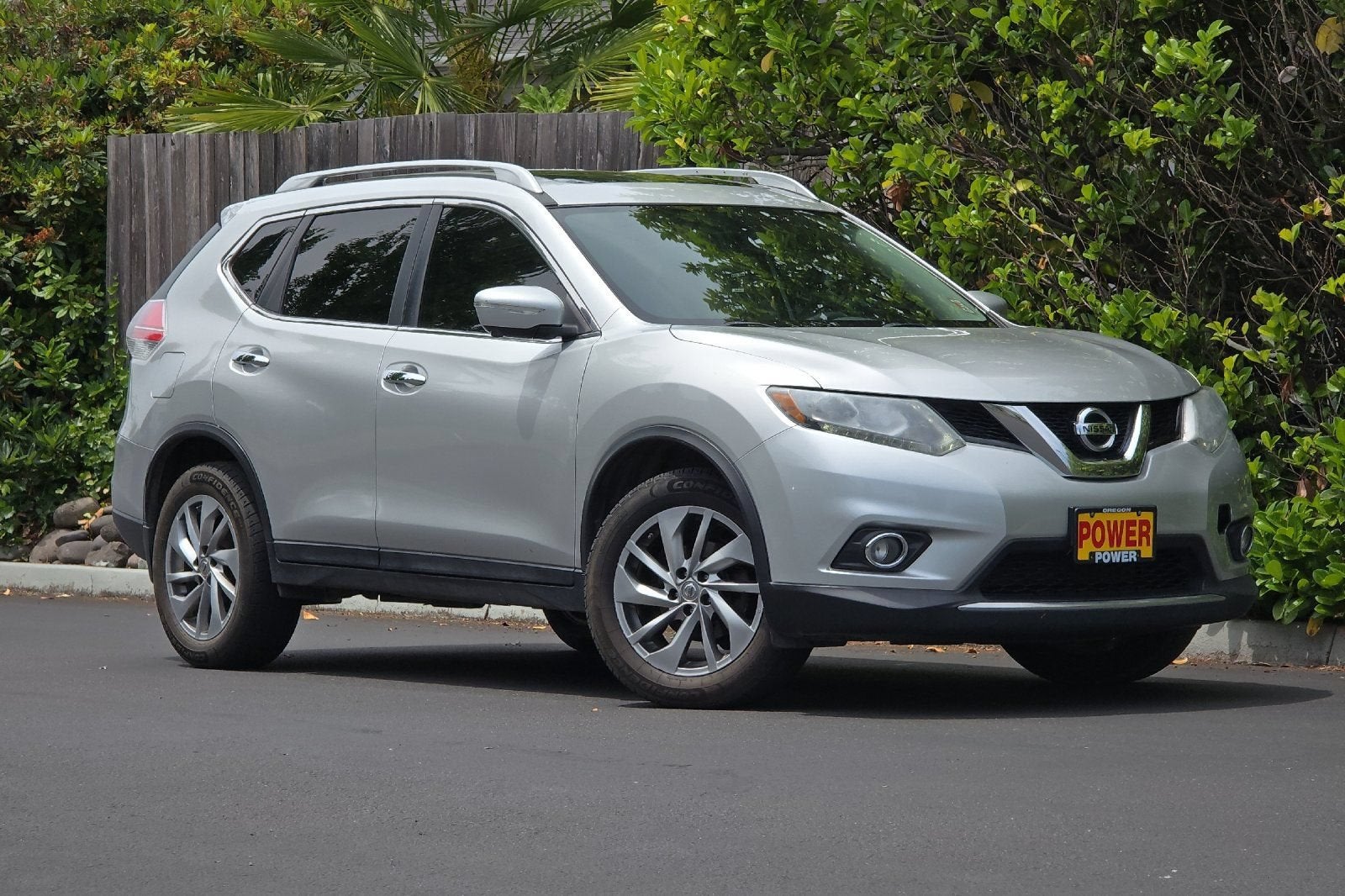 Used 2014 Nissan Rogue SL with VIN 5N1AT2MV5EC859714 for sale in Corvallis, OR