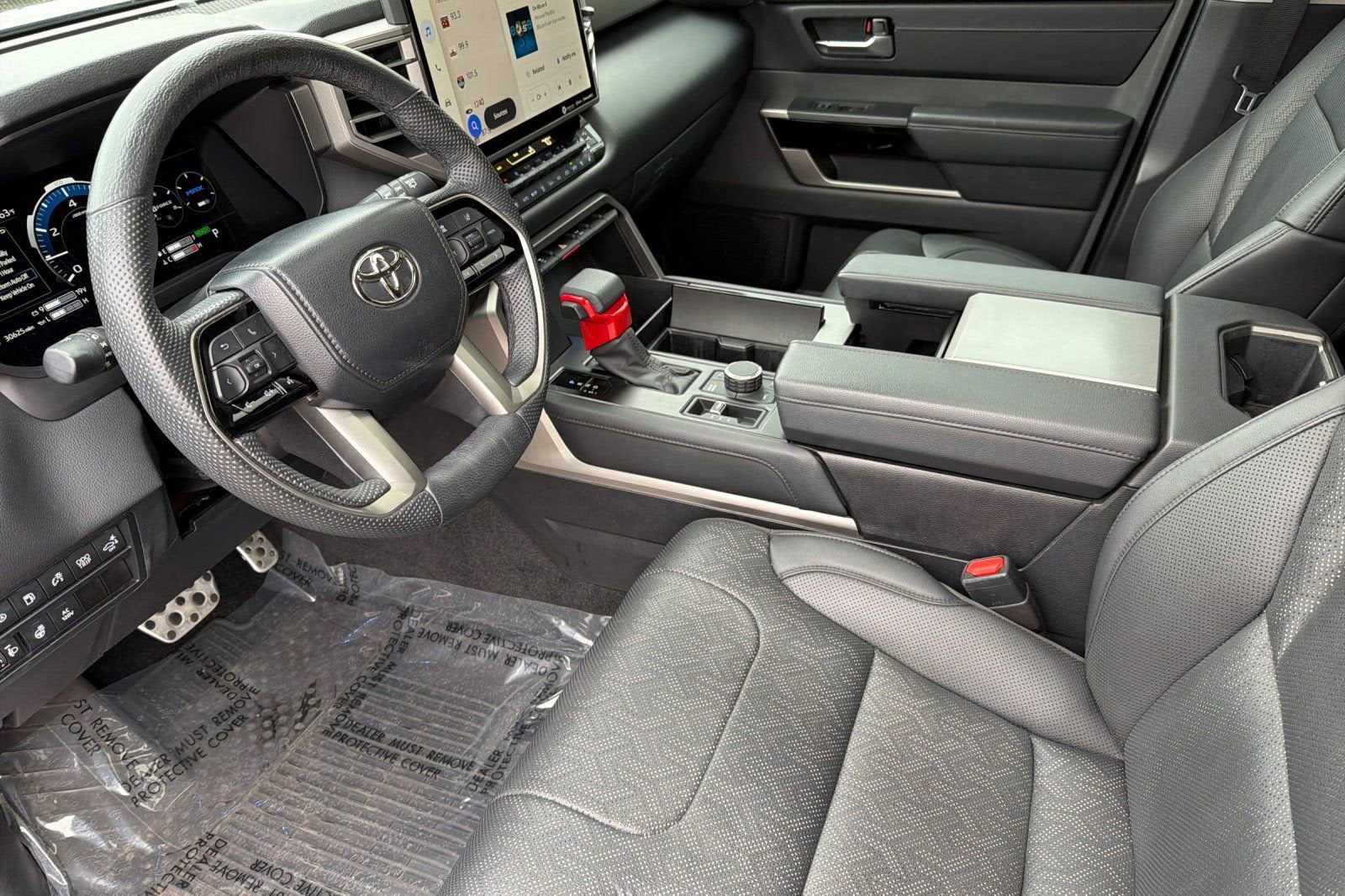 2024 Toyota Sequoia SR5