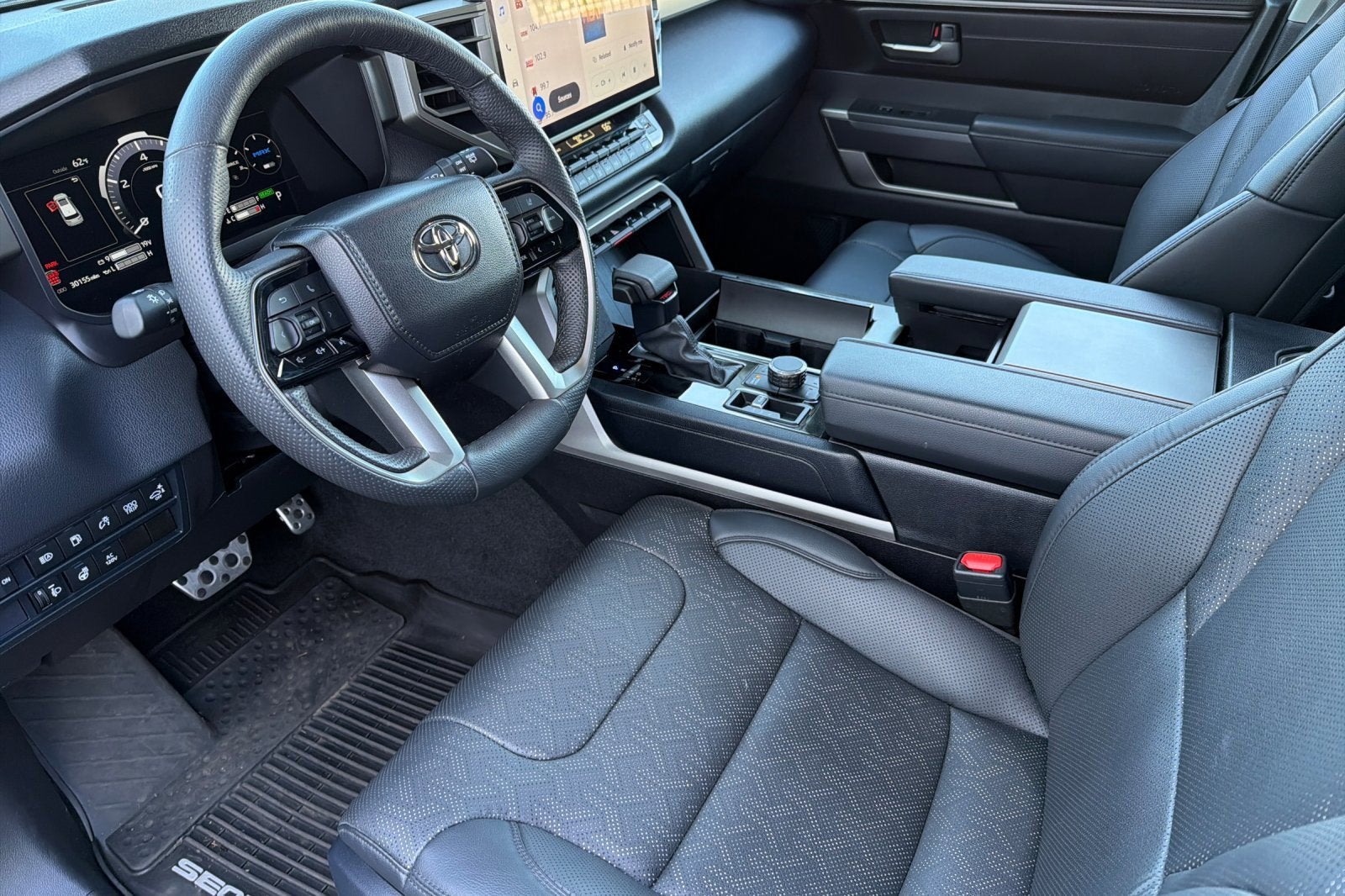 2024 Toyota Sequoia SR5