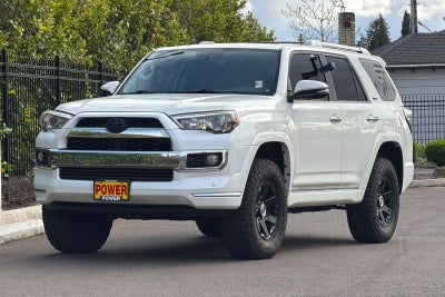 2018 Toyota 4Runner SR5