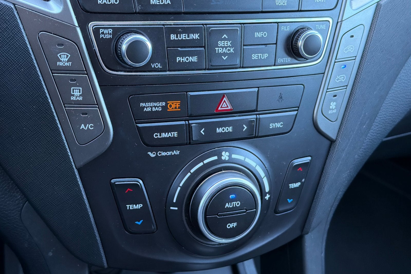 2017 Hyundai Santa Fe SE Ultimate