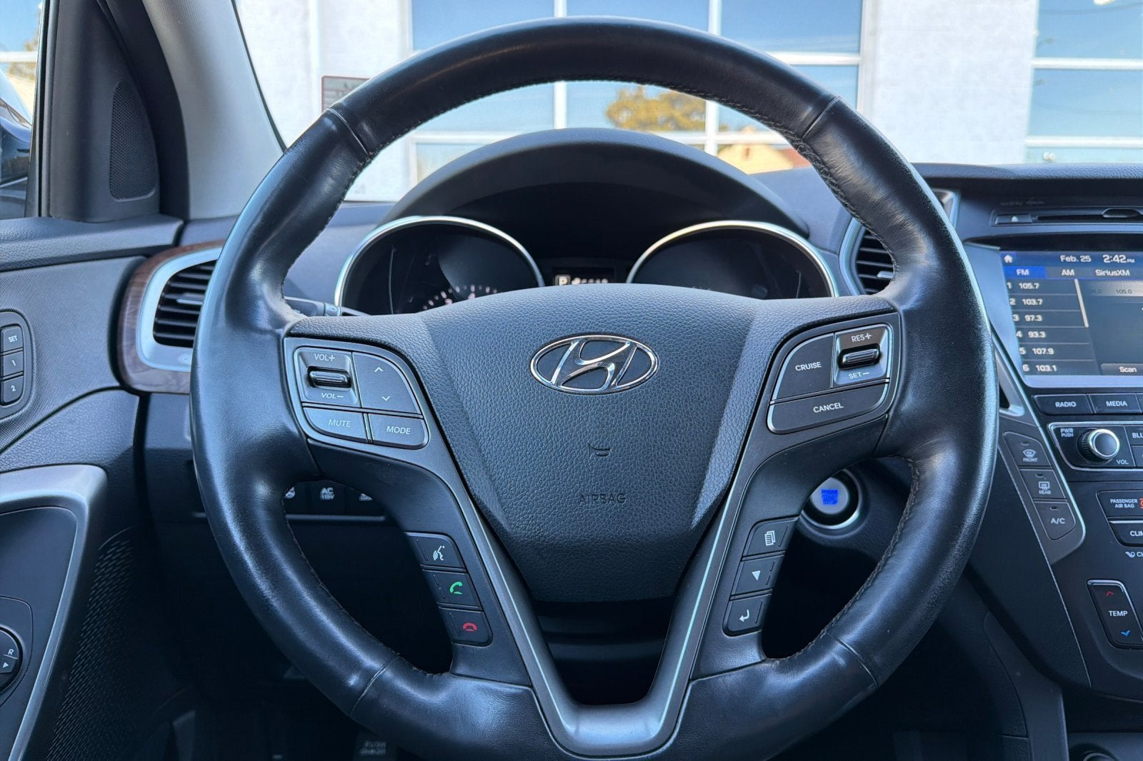 2017 Hyundai Santa Fe SE Ultimate