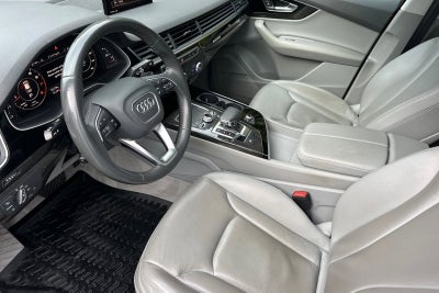 2019 Audi Q7 Premium Plus