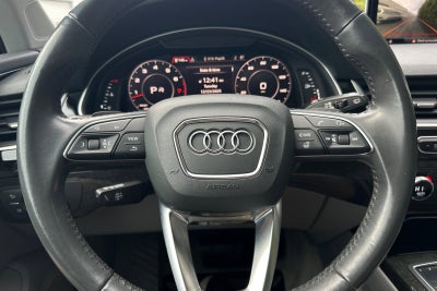 2019 Audi Q7 Premium Plus