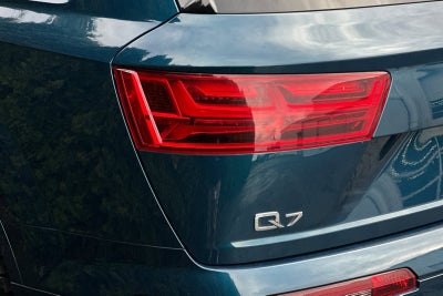 2019 Audi Q7 Premium Plus
