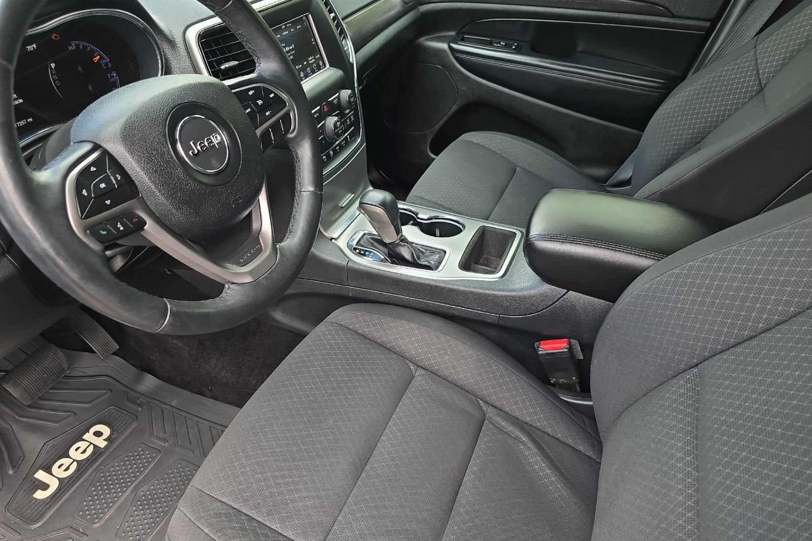 2018 Jeep Grand Cherokee Laredo E