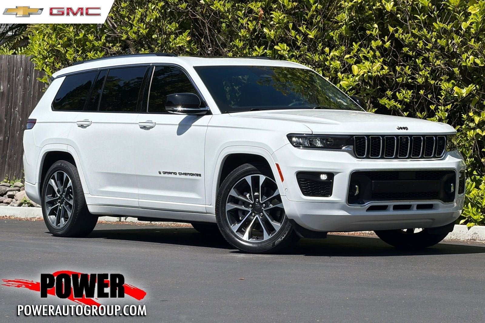 2021 Jeep Grand Cherokee L Overland's photo
