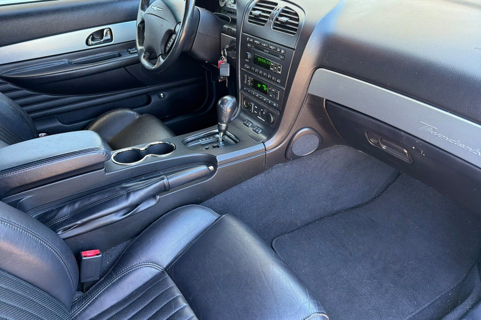 2005 Ford Thunderbird Deluxe