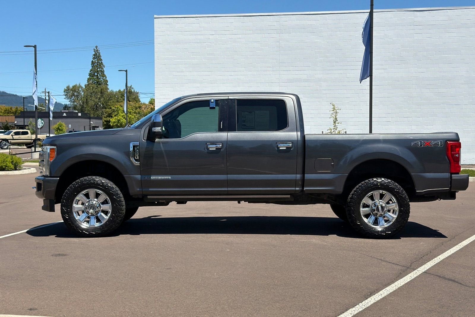 2017 Ford Super Duty F-350 SRW Platinum