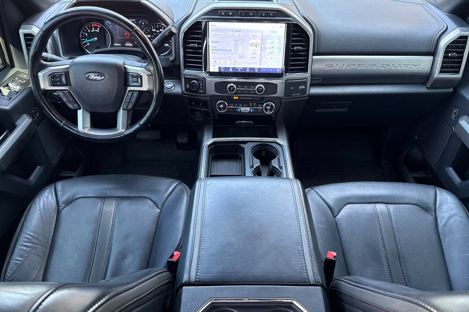2022 Ford Super Duty F-350 SRW Platinum