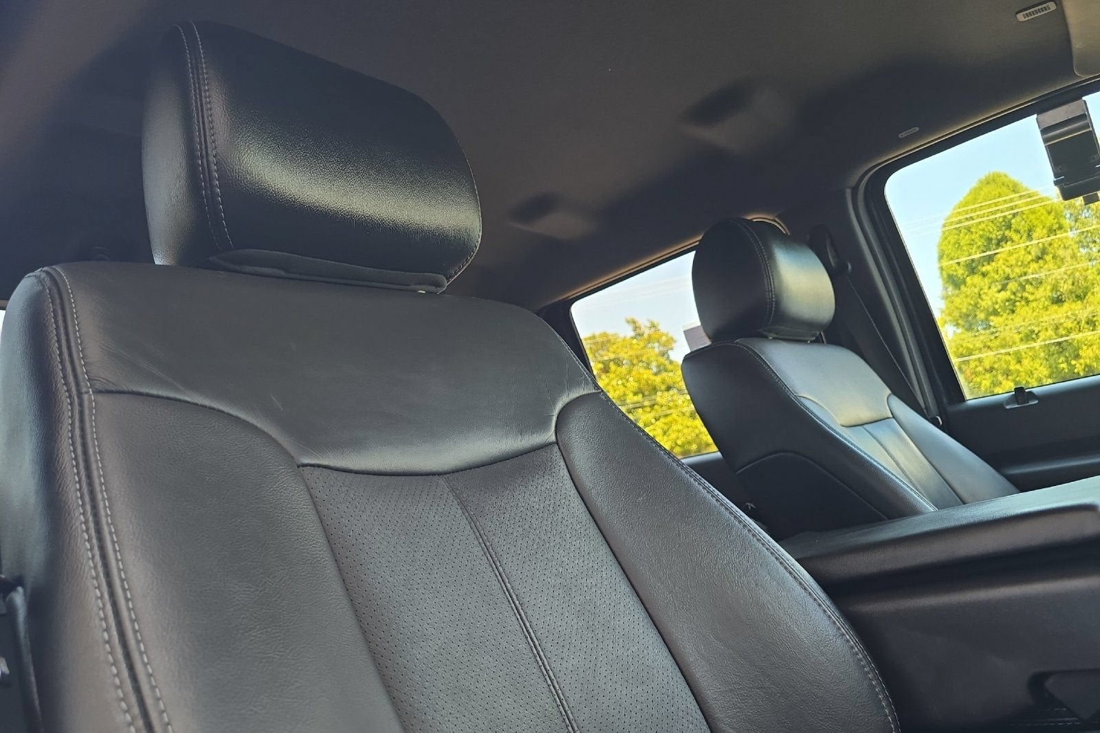 2015 Ford Super Duty F-350 SRW Platinum