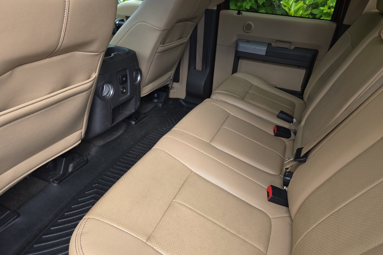 2013 Ford Super Duty F-350 SRW Platinum