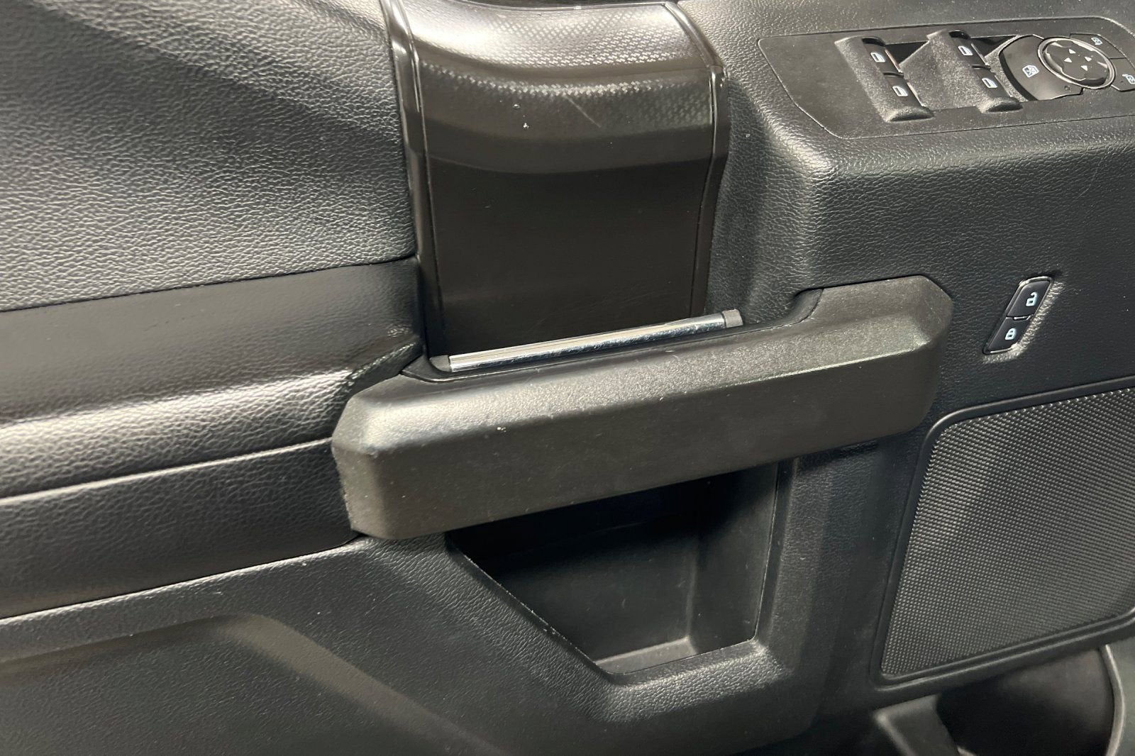 2019 Ford F-150 XL - Photo 11