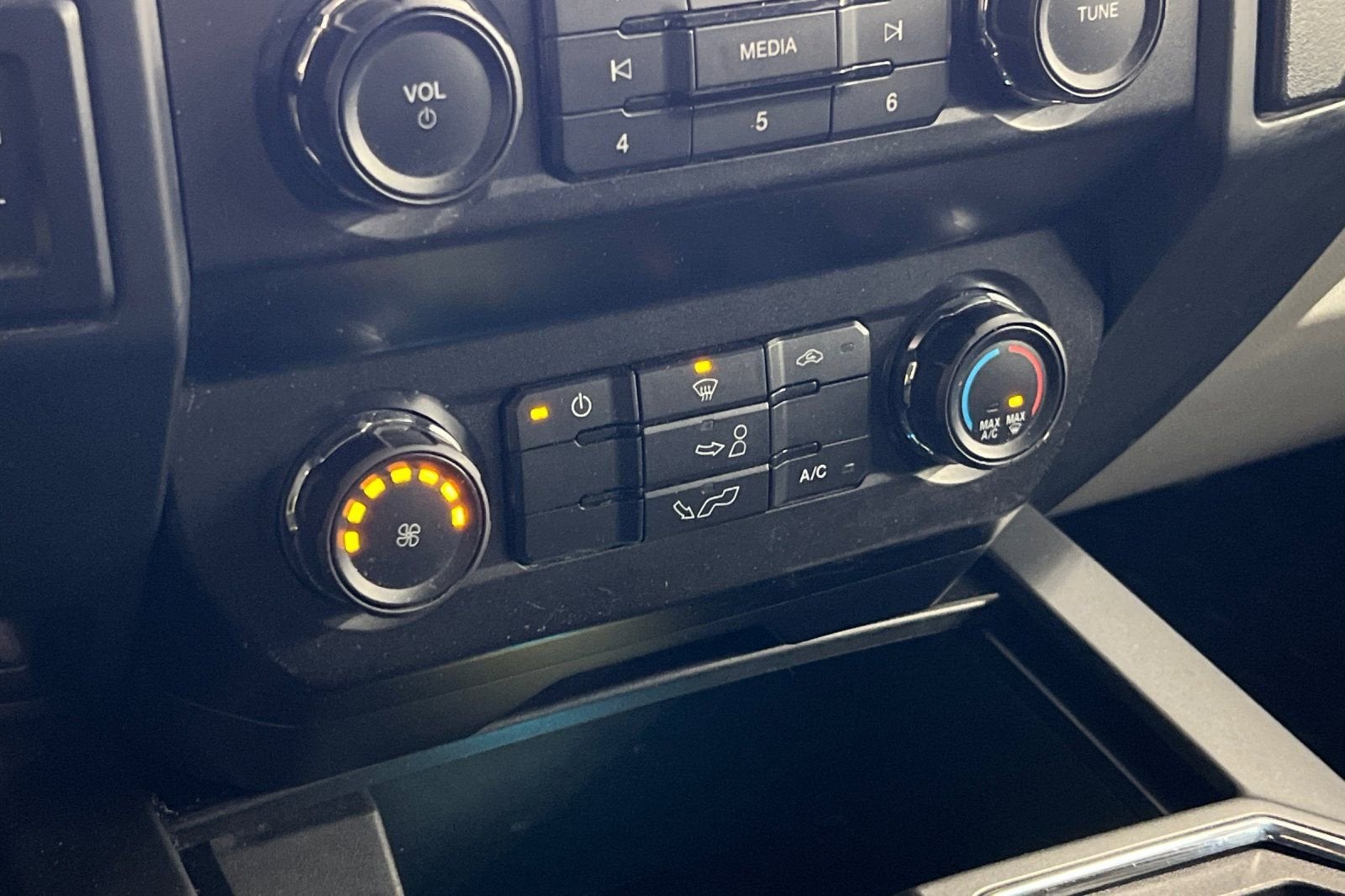 2019 Ford F-150 XL - Photo 20