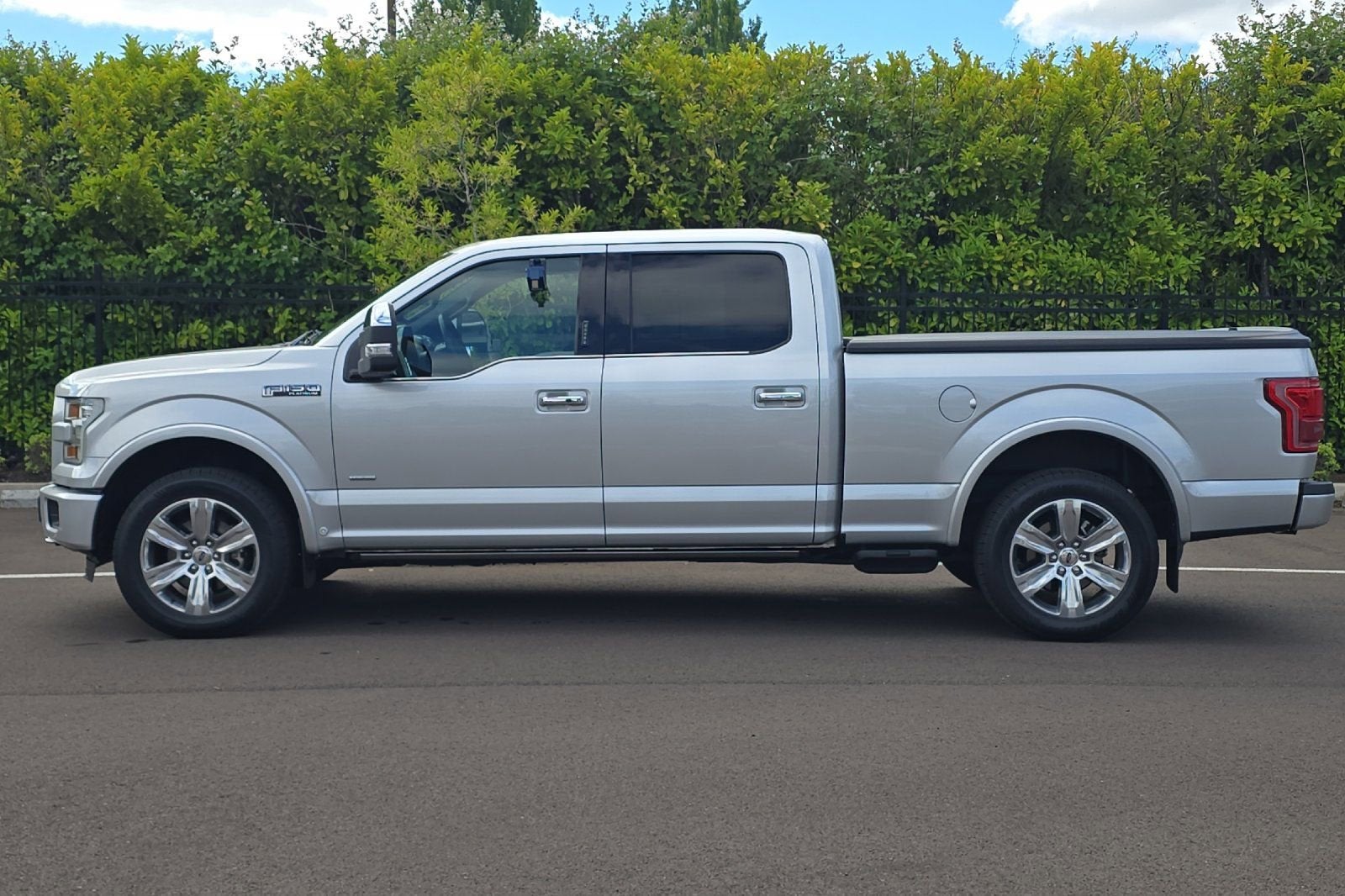 2015 Ford F-150 XLT w/HD Payload Pkg