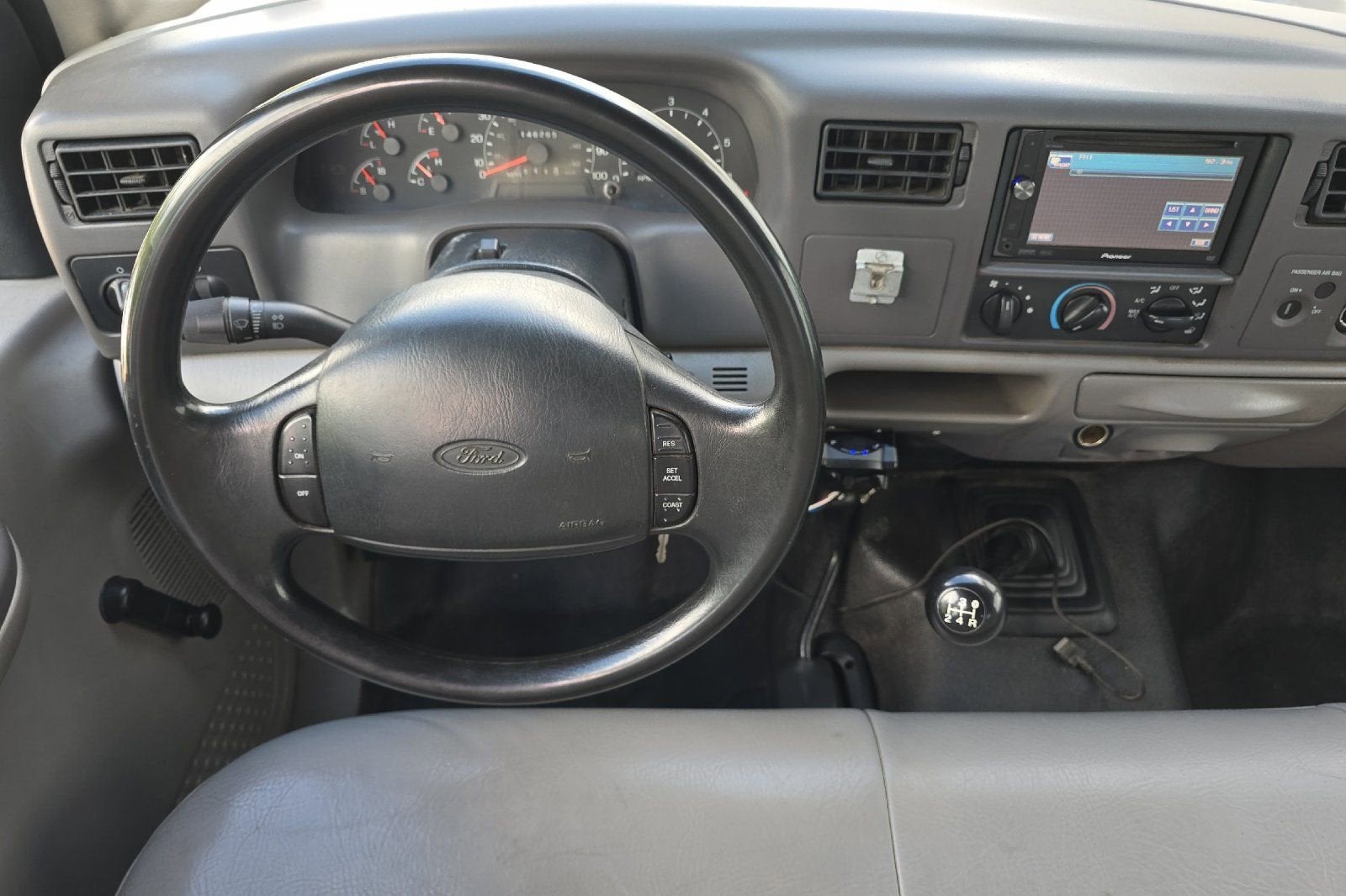 2001 Ford Super Duty F-250 XL