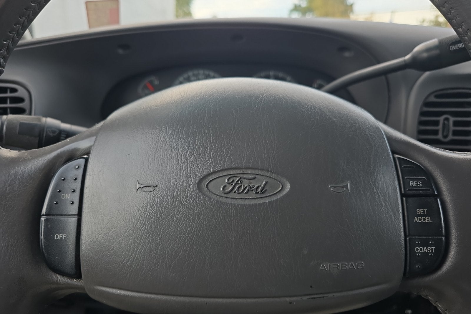 2002 Ford F-150 XLT